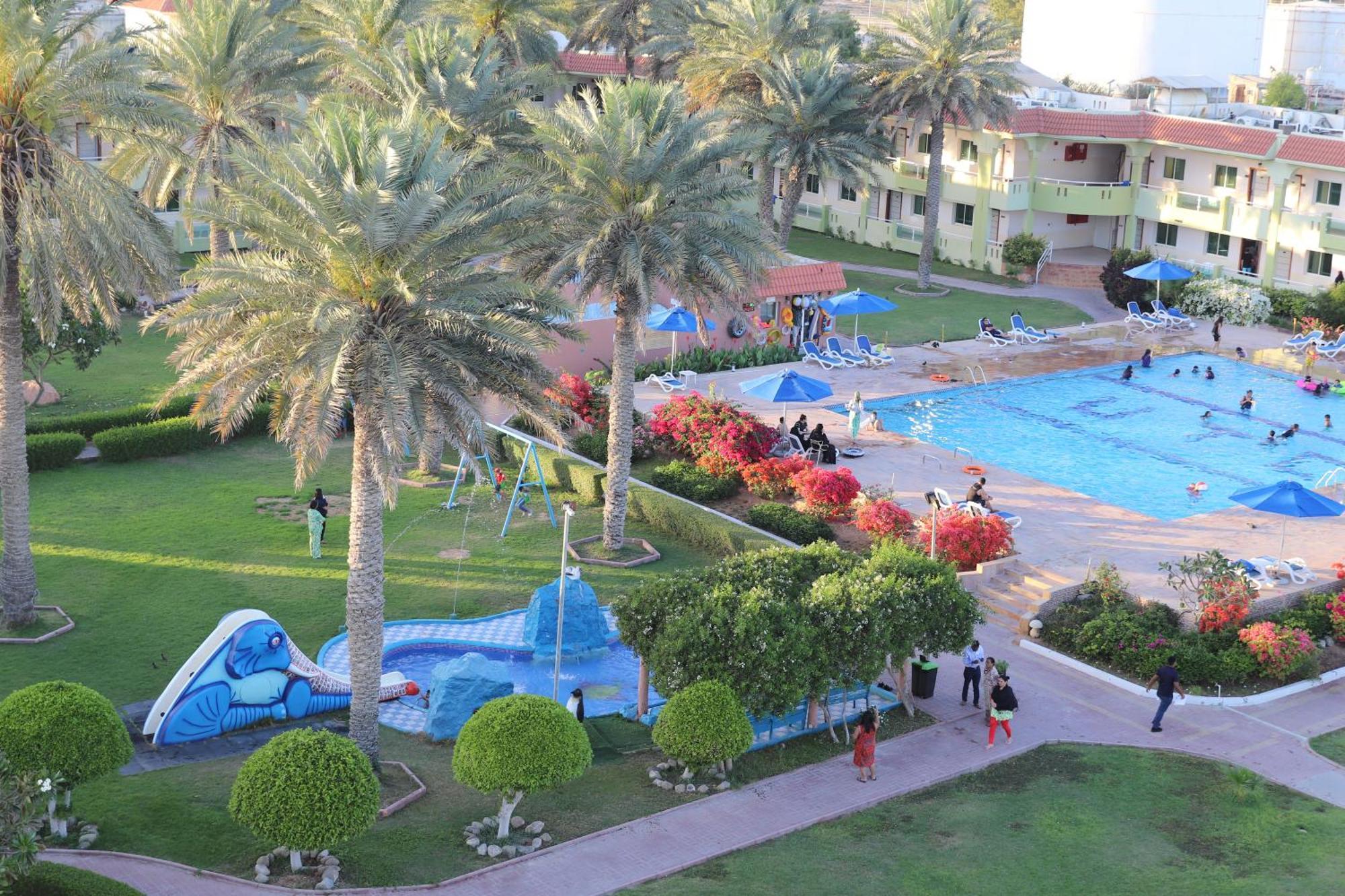 Flamingo Beach Hotel Umm al-Quwain Exterior photo