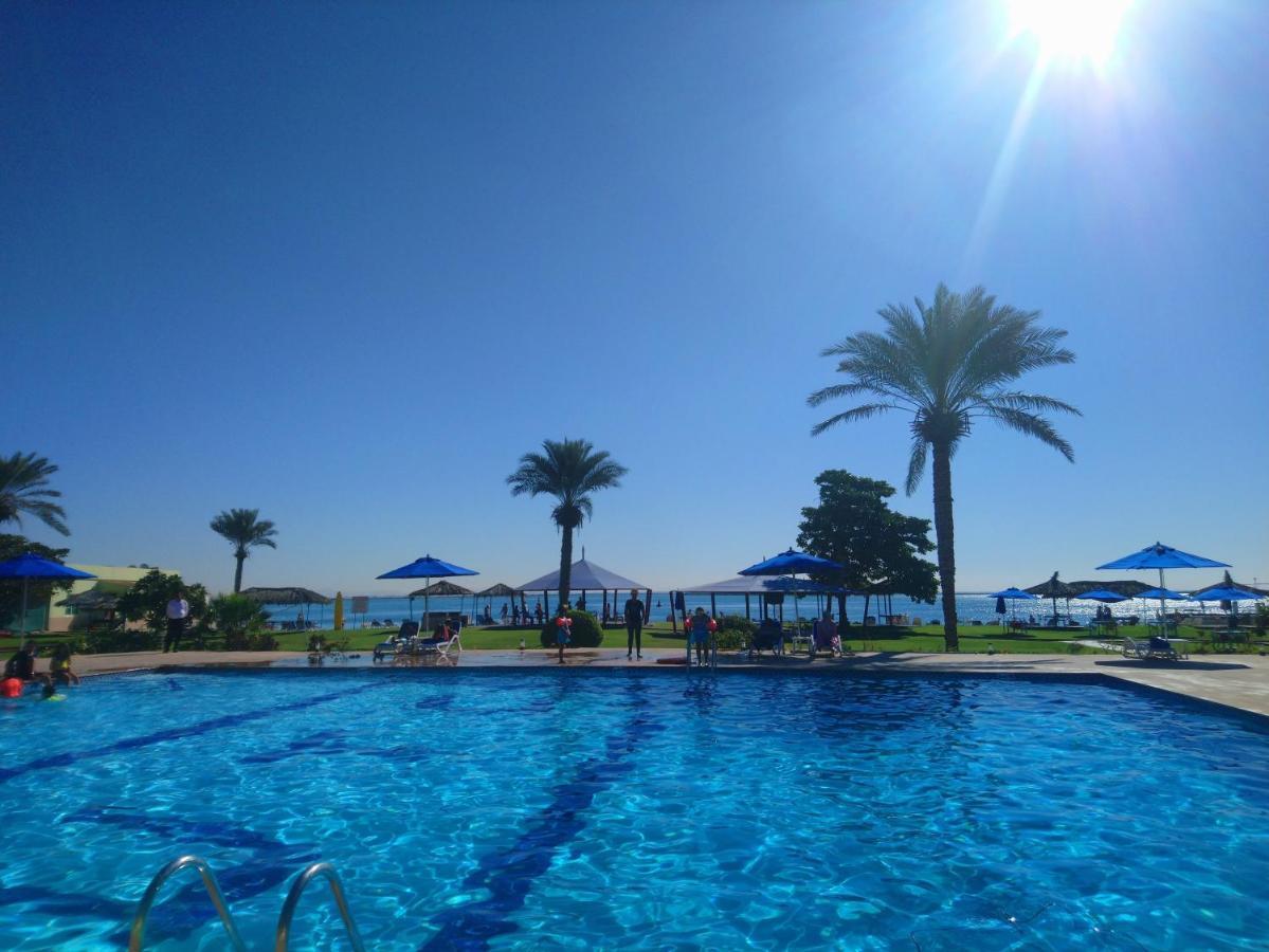 Flamingo Beach Hotel Umm al-Quwain Exterior photo